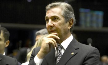 Ex-presidente Fernando Collor é preso na manhã desta sexta-feira