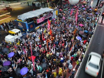 Professores do Estado vão decidir greve em assembleia no dia 9 de maio 