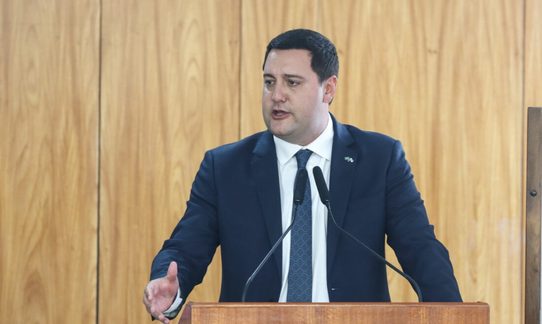 Governador do Paraná elogia parceria com Lula em concessão de rodovias