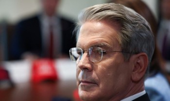 EUA e Ucrânia: acordo de minerais é parceria e sinal à Rússia