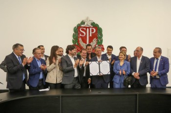 Governo de SP propõe reajuste salarial de 5% a servidores públicos