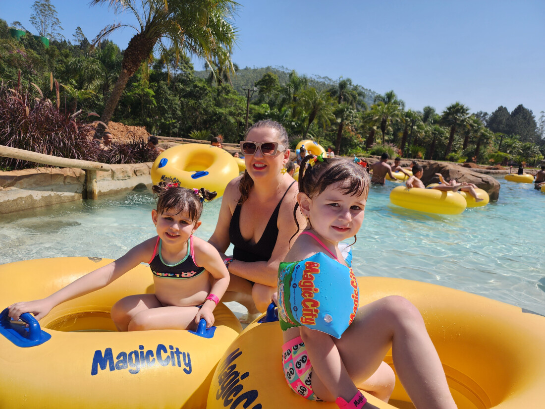 Magic City comemora o Mês das Mães com promoção de ingresso anual em dobro