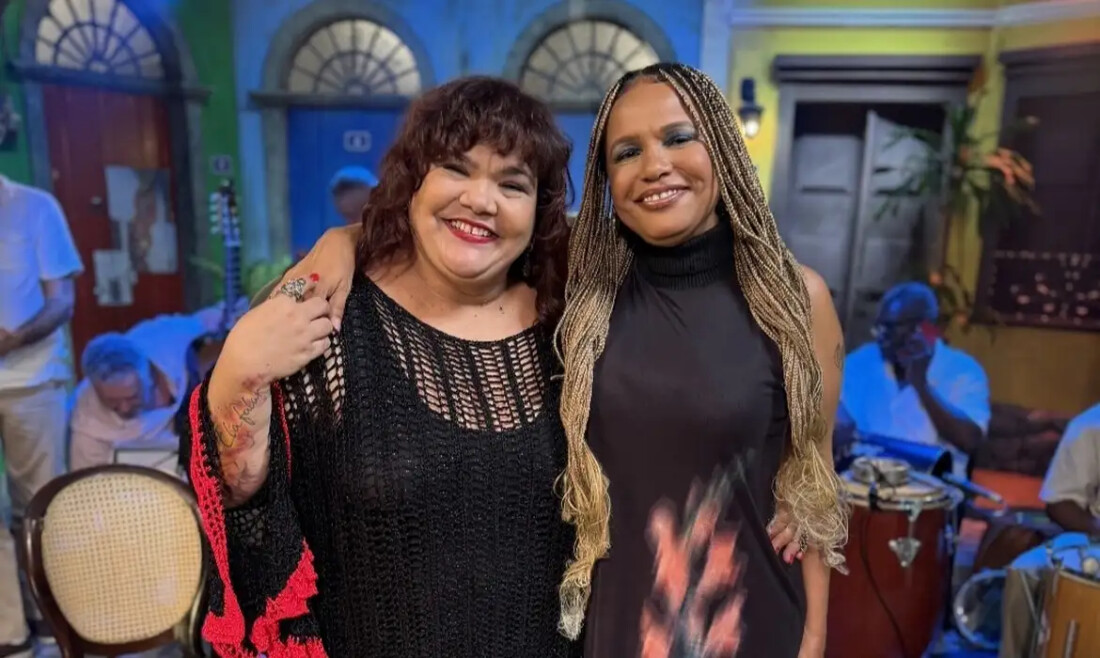 Simone Mazzer canta clássicos de Nelson Cavaquinho no Samba na Gamboa