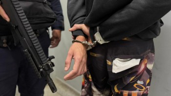 GCM de Itaquá prende foragido e apreende mais de 6 mil porções de drogas