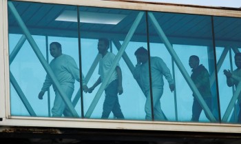 Venezuelanos deportados devem estar detidos em El Salvador, diz ONU