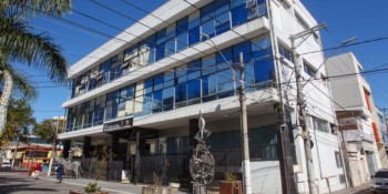 Biblioteca Municipal celebra aniversário de 75 anos com programação especial