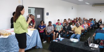 Procon faz palestras para pessoas idosas