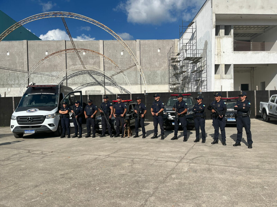 Operação na região apreende 10 kg de drogas; recupera 1 veículo e prende 4 pessoas