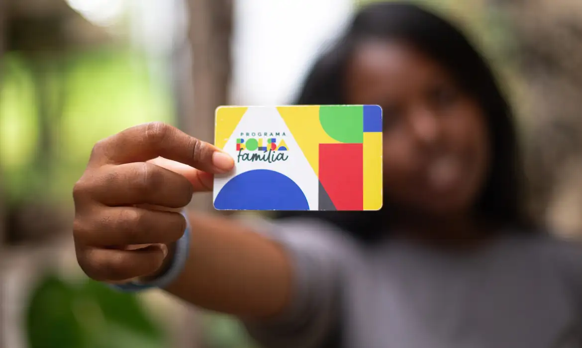 Caixa paga Bolsa Família a beneficiários com NIS final 2 nesta terça