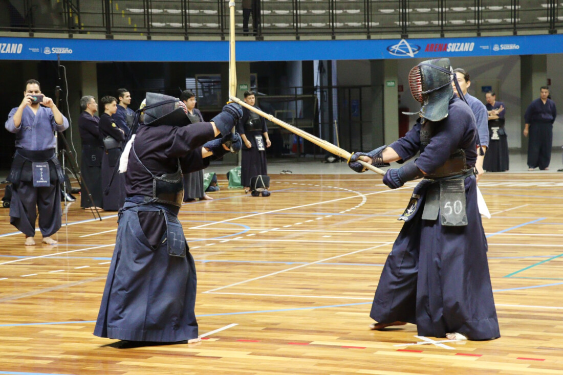 Suzanenses se destacam em torneio de kendô com 31 medalhas individuais e nove por equipes