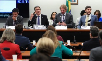 Não há preconceito em relação ao EAD, afirma ministro da Educação