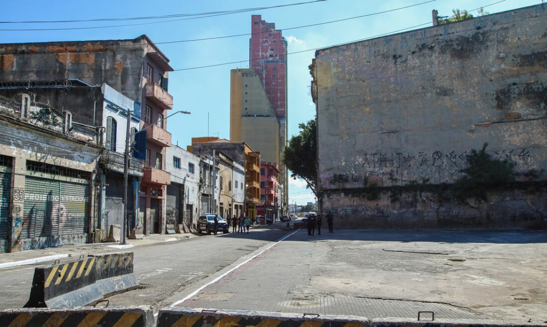 Suplicy pede investigação sobre sumiço de usuários da Cracolândia