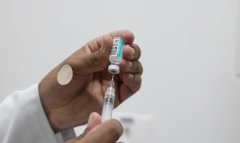 Covid-19: vacinação de idosos será ampliada em junho no Rio