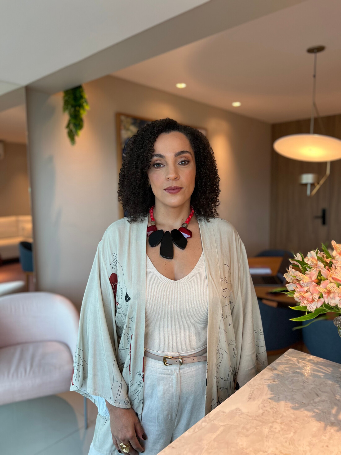 Maio Furta-Cor amplia o olhar sobre maternidade e saúde mental das tentantes