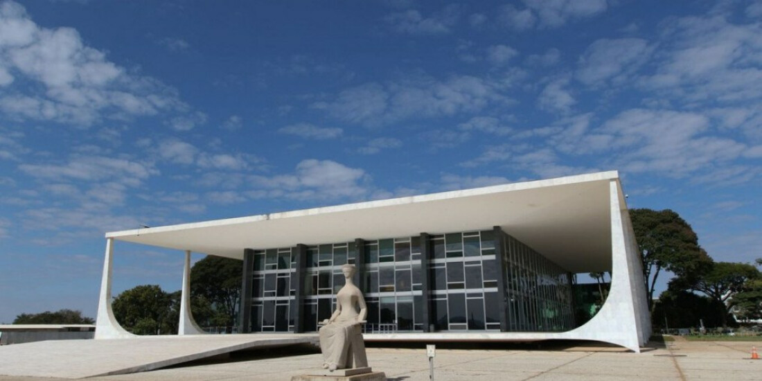 Ministro do STF decreta prisão preventiva de Roberto Jefferson