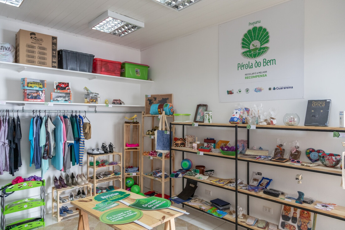 Coleta seletiva, cata-treco e Loja Pérola do Bem reforçam compromisso ambiental 