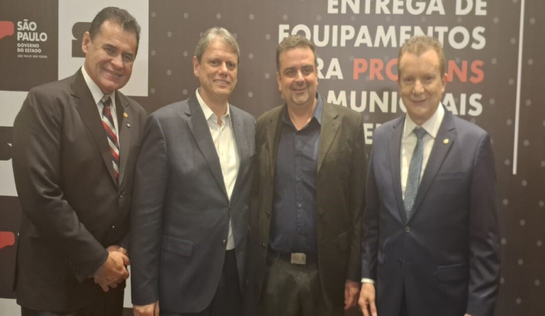 Procon de Mogi das Cruzes recebe novo carro e tablets do Governo do Estado