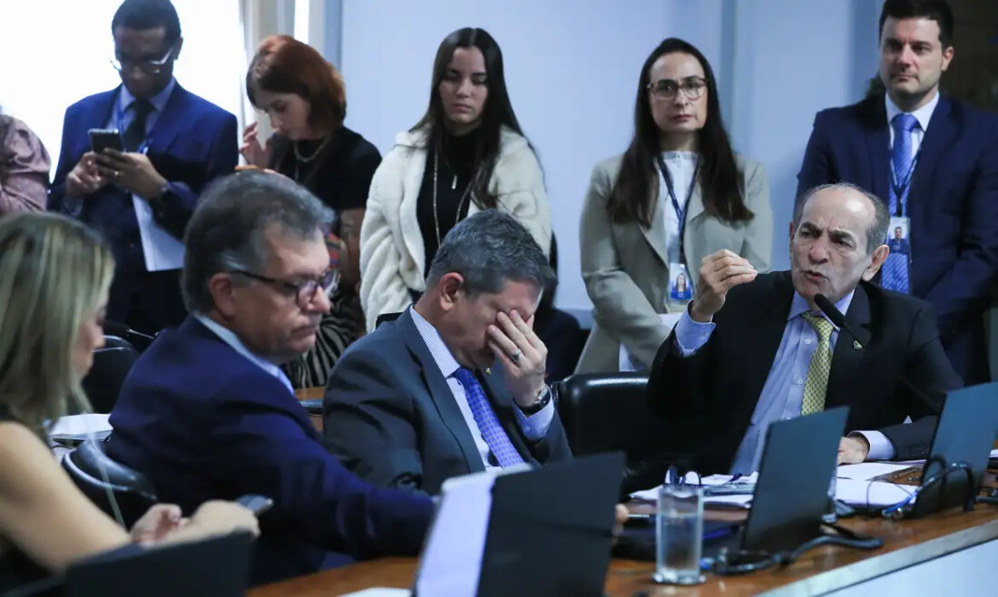 Reserva de 20% das vagas no parlamento para mulheres não é consenso
