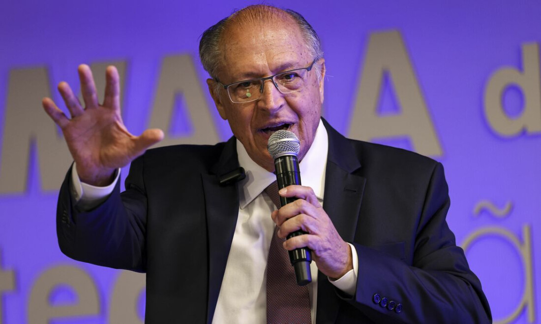 Alckmin passa por exames após sentir enjoo e dores abdominais