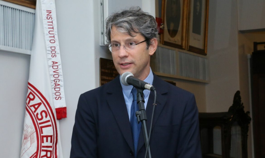 Advogado e escritor José Roberto de Castro Neves é eleito para a ABL