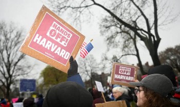 Juíza bloqueia proibição de Trump a estrangeiros em Harvard