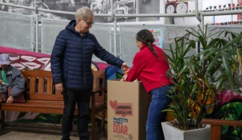Campanha do Agasalho chega ao Mercado Municipal e feiras de Braz Cubas e Jundiapeba 