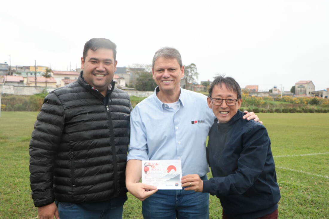 Artur Takayama convida Tarcísio para sessão dos 117 anos da Imigração Japonesa