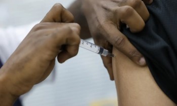 Rio alerta para vacinação contra Síndrome Respiratória Aguda Grave
