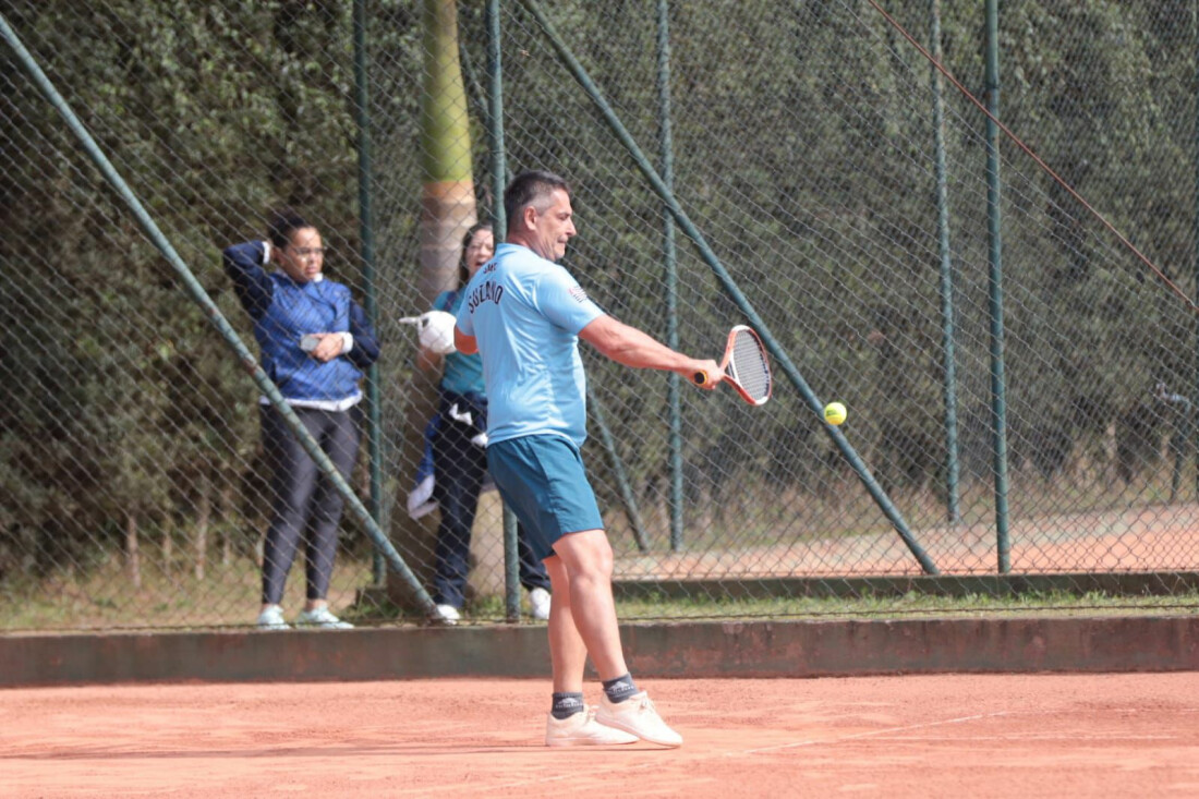 Atletas somam 56 medalhas e aproximam Suzano da liderança geral no Jomi
