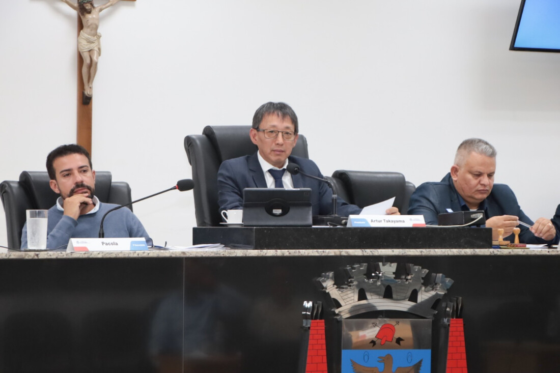 Câmara de Suzano aprova veto parcial e moção de aplauso em sessão ordinária