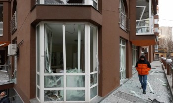 Ataques aéreos intensos da Rússia contra Ucrânia deixam três mortos