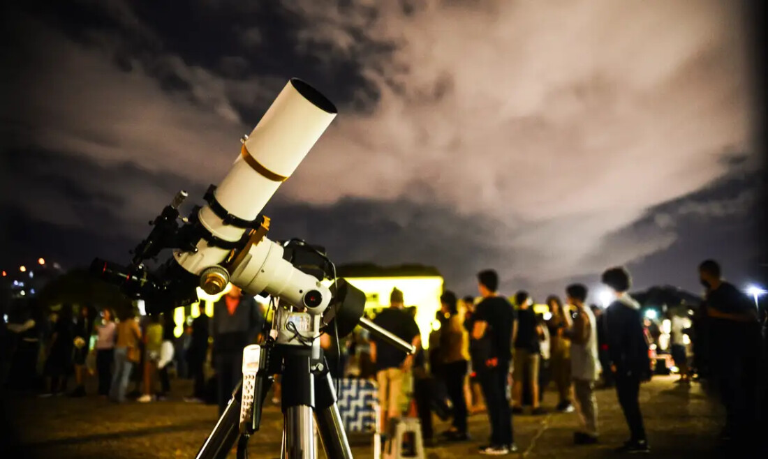 Alinhamento com a Lua torna estrelas Spica e Antares mais visíveis
