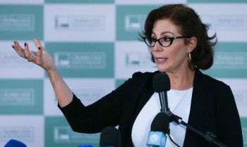 Ehlers-Danlos: saiba mais sobre a doença rara que afeta Carla Zambelli