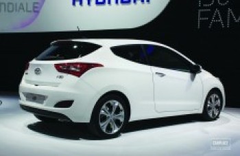 Hyundai i30 é renovado, mas motor continua o mesmo