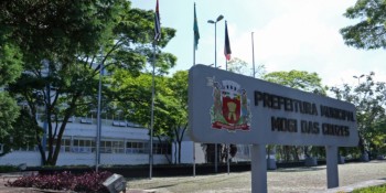 Prefeituras decretam ponto facultativo no Dia do Servidor