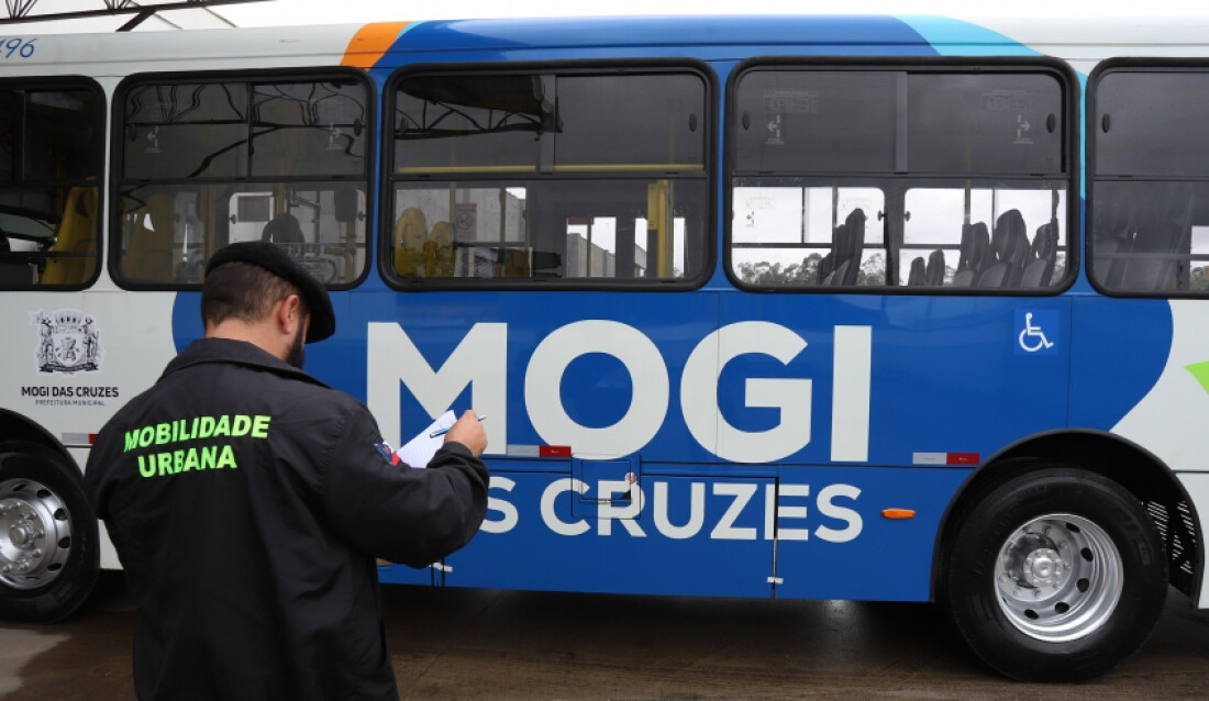 Ônibus do transporte coletivo de Mogi passam por inspeção por empresa especializada