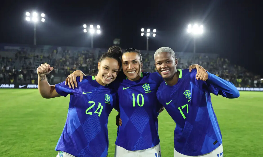 Seleção feminina assume quarta posição do ranking da Fifa