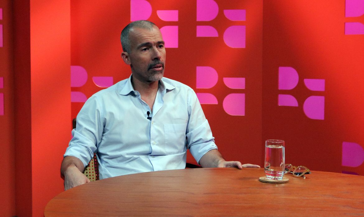 DR com Demori entrevista o jornalista Jamil Chade nesta terça