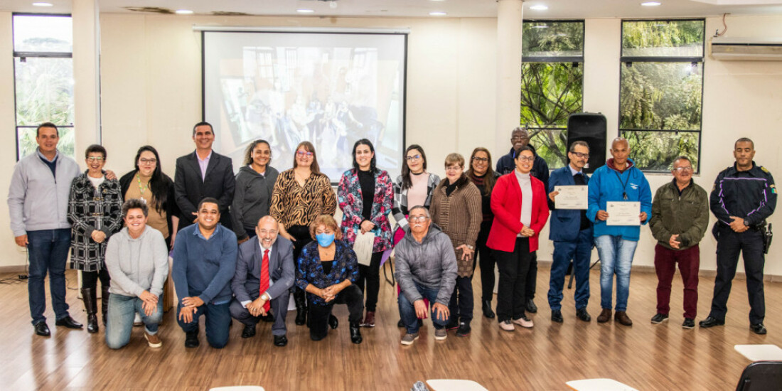 Membros do Conselho Municipal do Idoso tomam posse em Ferraz