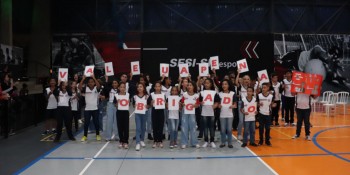 Suzano acerta parceria para curso de Robótica