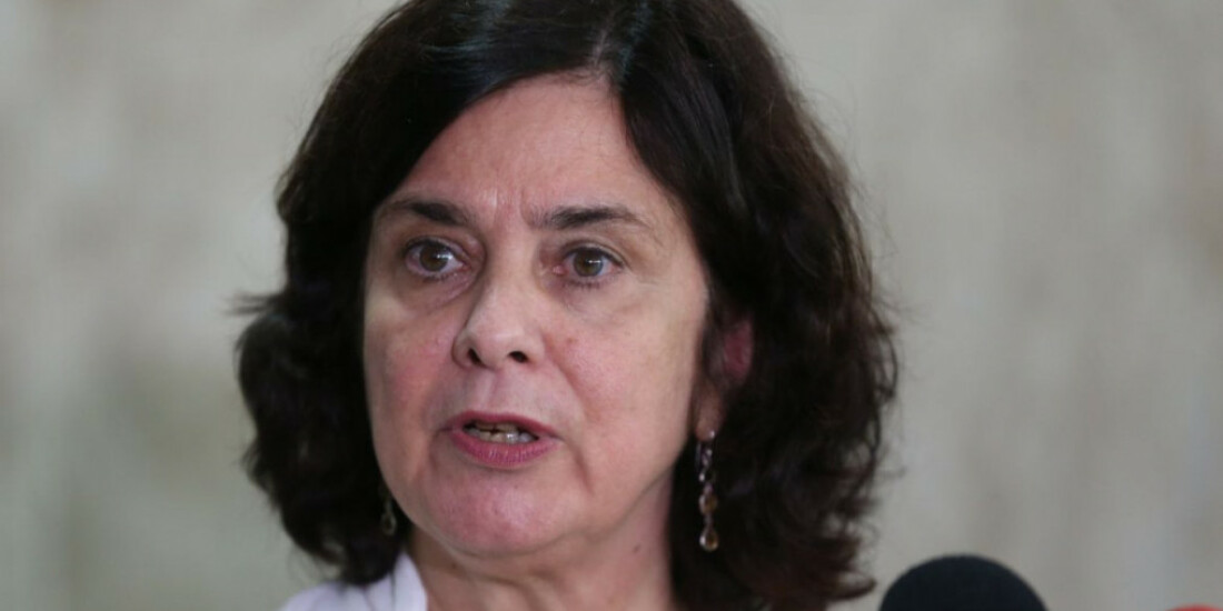 Ministra defende cooperação científica entre Brasil e França