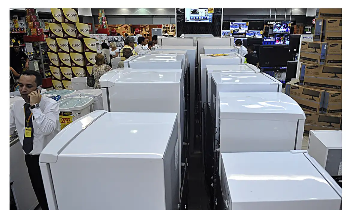 Expectativa da indústria eletroeletrônica é retração neste semestre