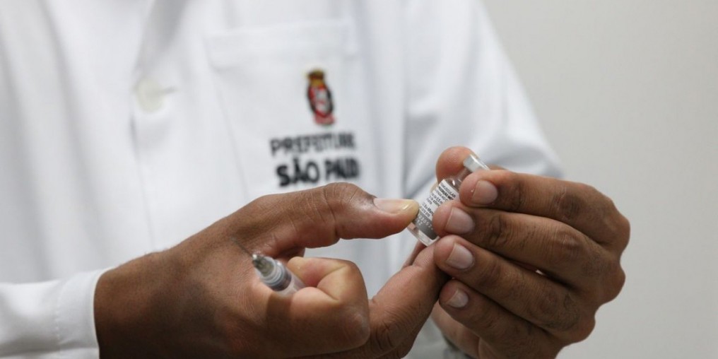 Mortalidade materna foi 70% maior em 15 meses de pandemia, diz estudo