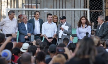Em visita à Favela do Moinho, Lula assina acordo habitacional