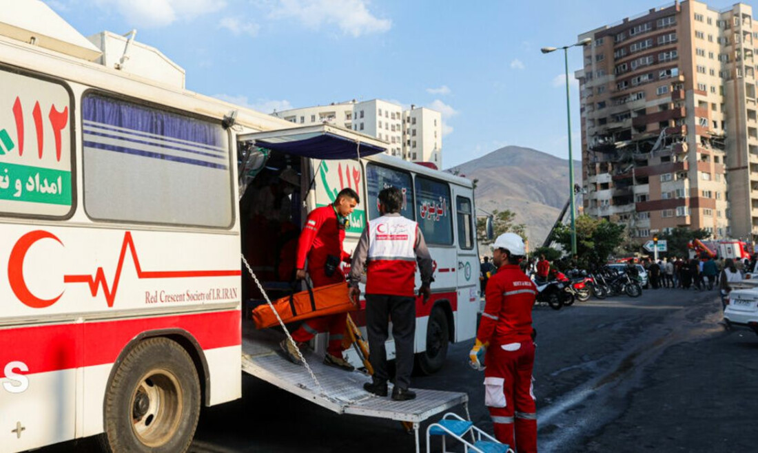 Irã faz funeral de comandantes e cientistas mortos na guerra