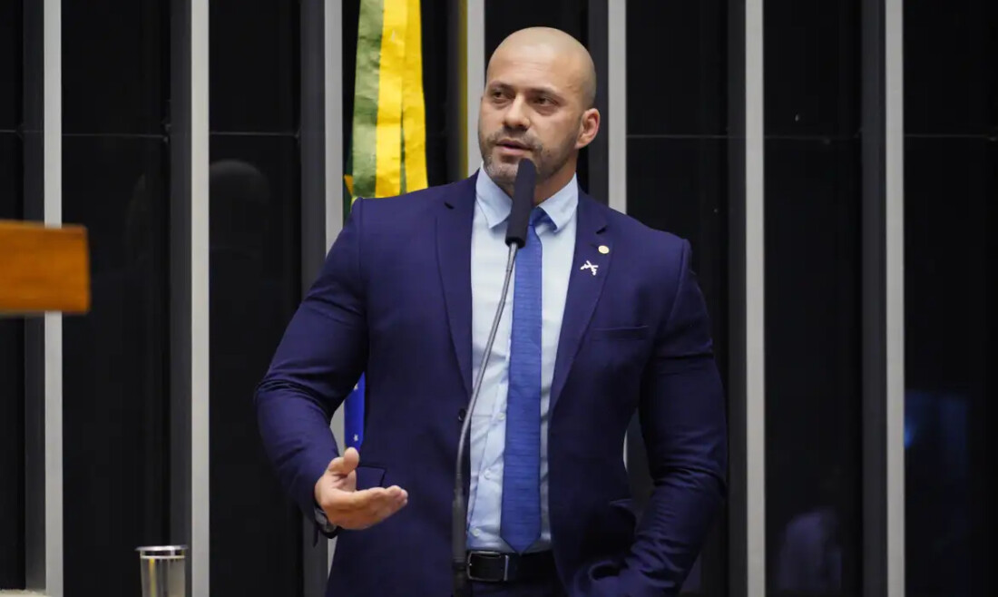 Moraes determina que Daniel Silveira seja submetido a perícia médica 