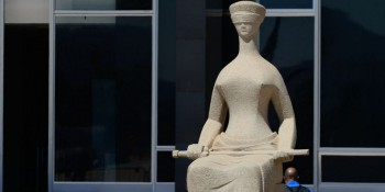 STF julga amanhã pedido de Aras contra resolução sobre fake news 