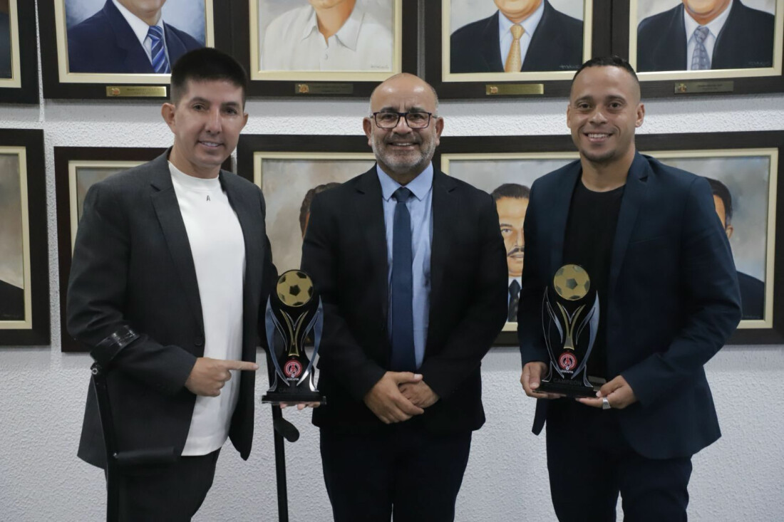 Rogerinho R9 e Kleytinho são homenageados na Câmara de Mogi das Cruzes