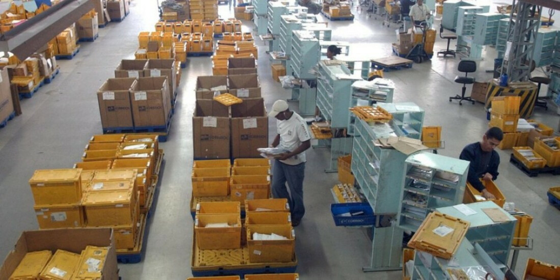 Leilão de mais de 40 mil itens esquecidos nos Correios ocorre hoje