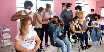Saspe abre novas inscrições gratuitas para curso de tranças